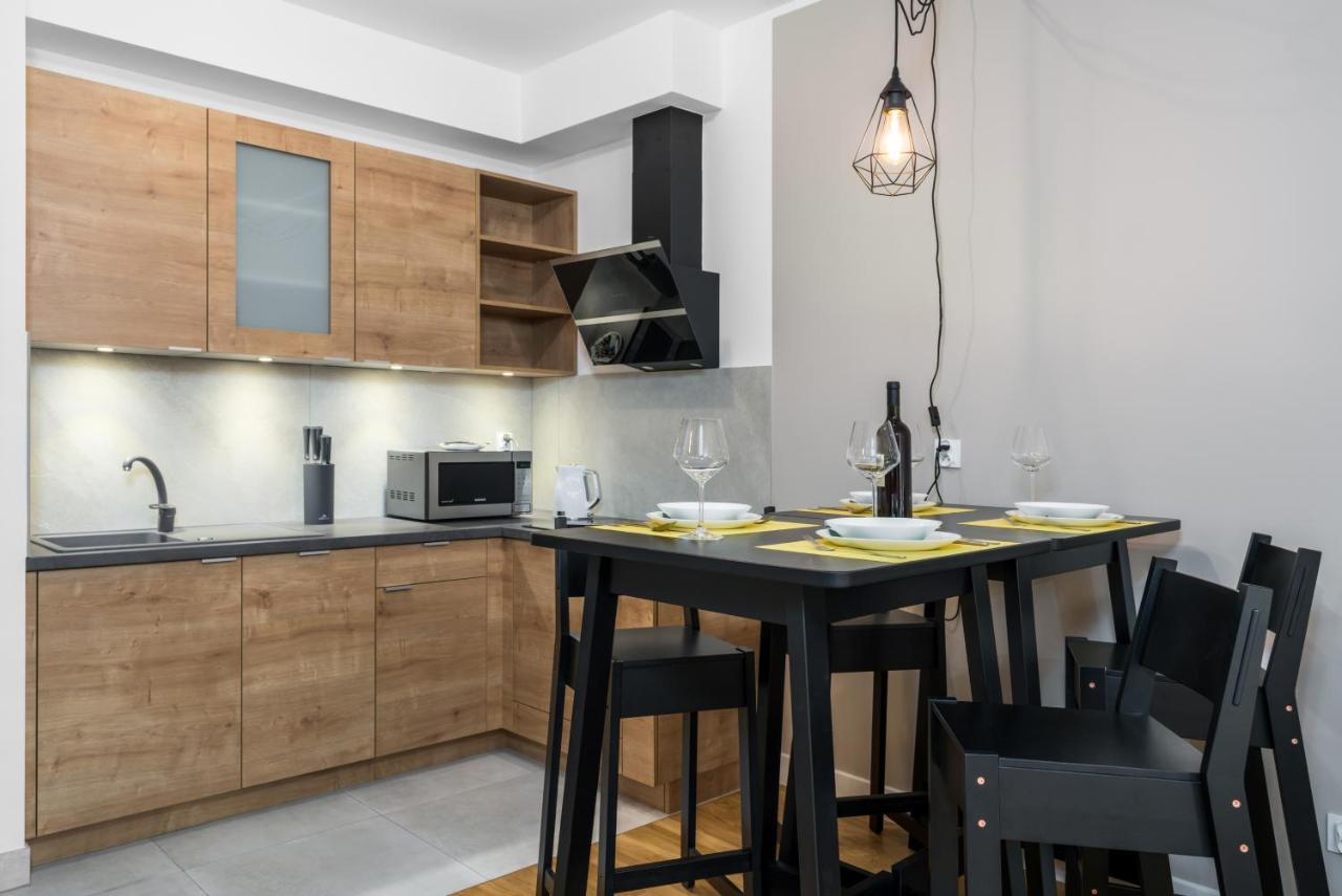 Apartament Black & White Mostowa By Renters Πόζναν Εξωτερικό φωτογραφία